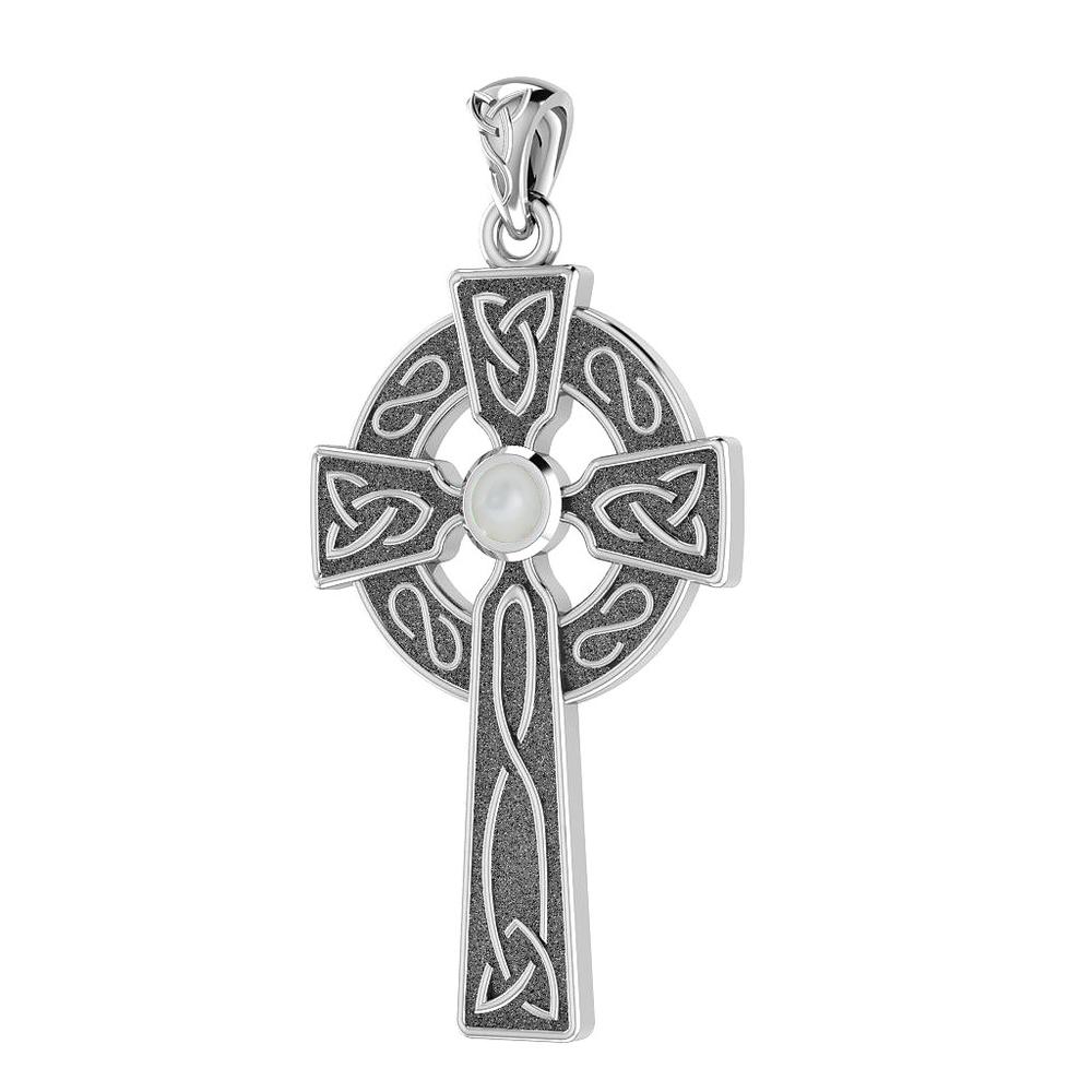 Believe in thy Holy Cross ~ Pendant with a shimmering Gemstone